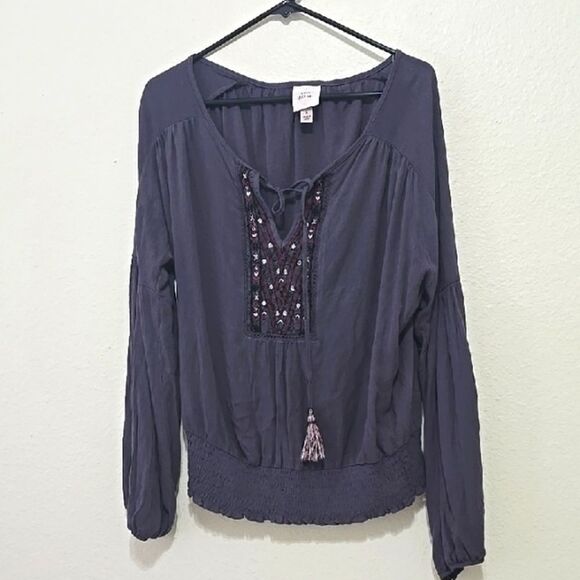 Knox Rose Tops - Knox ROSE Embroided, bohemian Blouse Size L